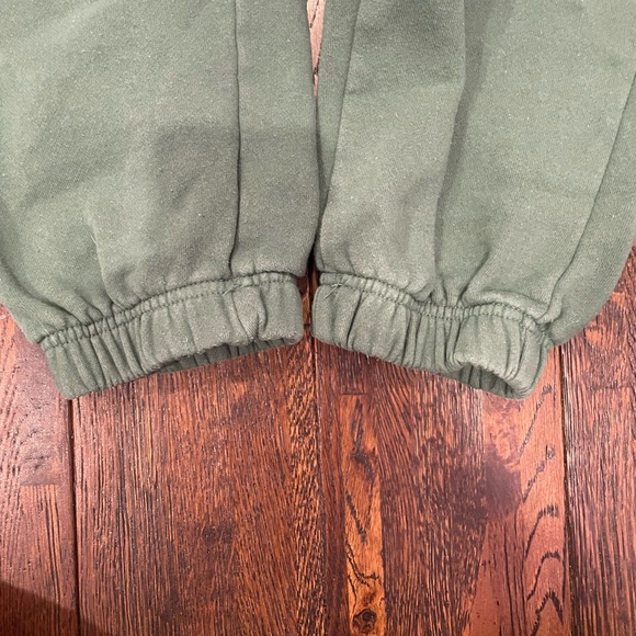 Green Sweatpants - Picture 6 of 6